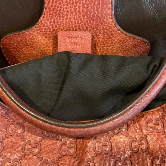 GUCCI EUC Red Leather Guccissima Horse-bit Handbag - Picture 3 of 7